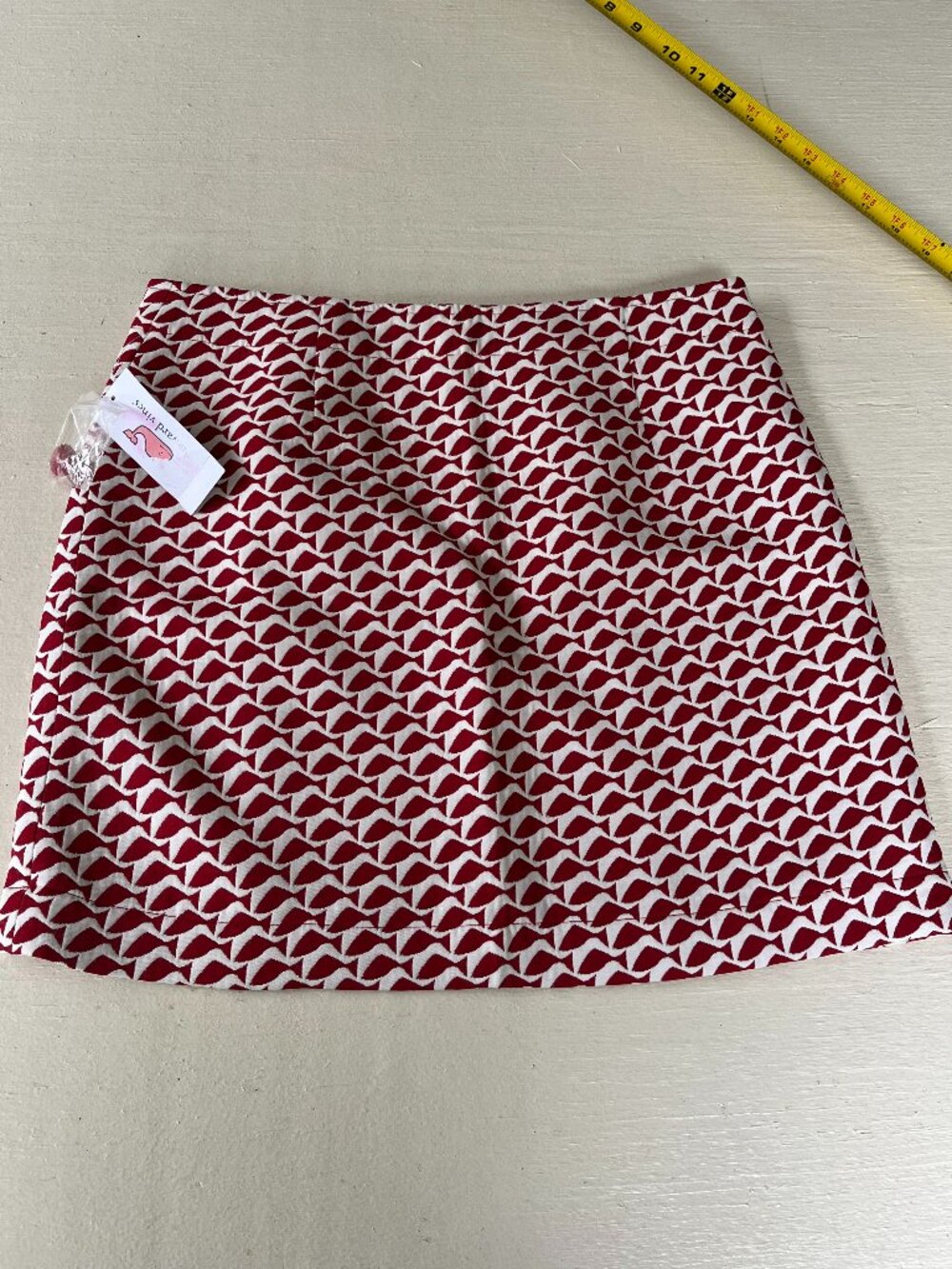 geo fish skirt vineyard vines NWT 4